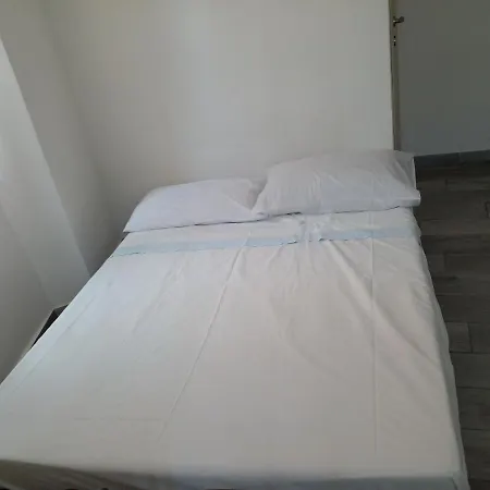 Home332 * La Spezia